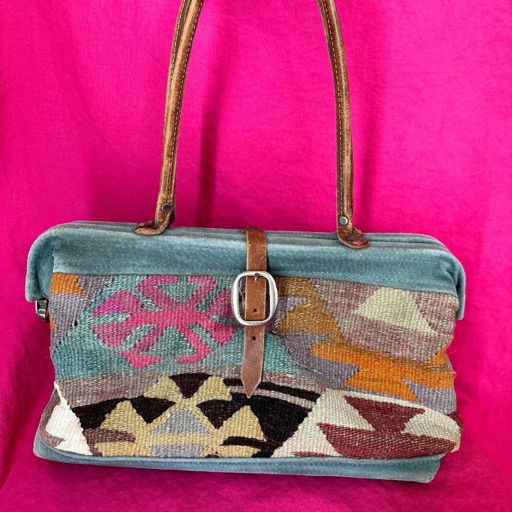 VINTAGE carpetbag 🤩 Turkish KILIM PURSE retro rug